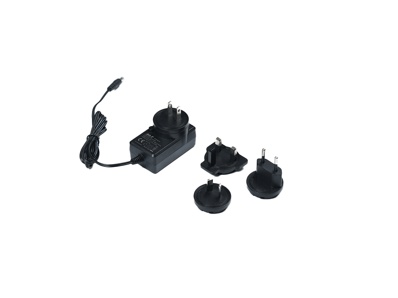 C09 24W - 美規電源適配器